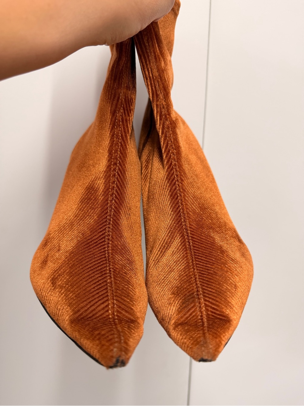 Women's Pointed Velvet Flats in Burnt Orange